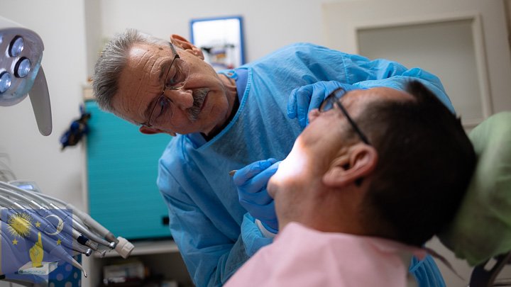 Dr Genchev pose un implant basal sans greffe d'os